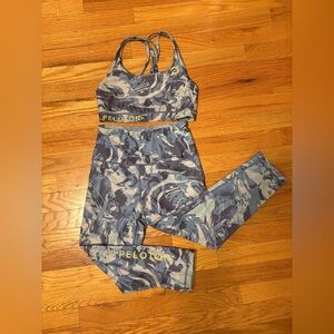 Peloton Women's Blue and Gray Patterned Leggings Set